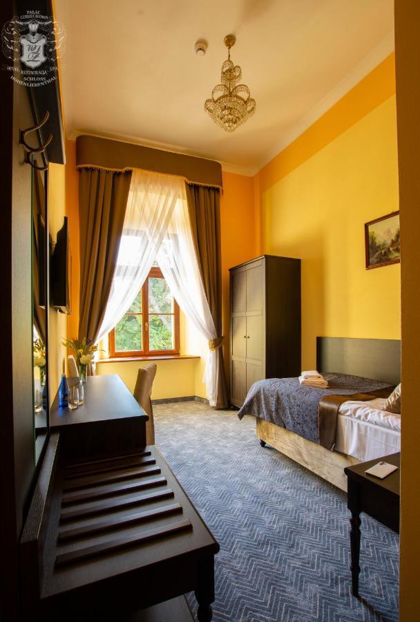 Palac Lubiechowa-Jelenia Gora- Riesengebirge Exterior foto
