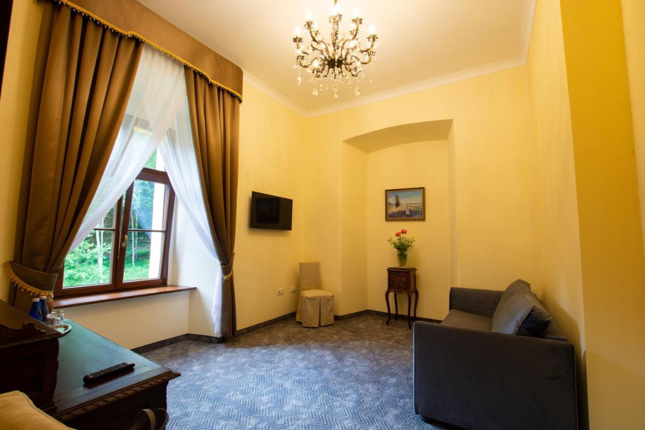 Palac Lubiechowa-Jelenia Gora- Riesengebirge Exterior foto
